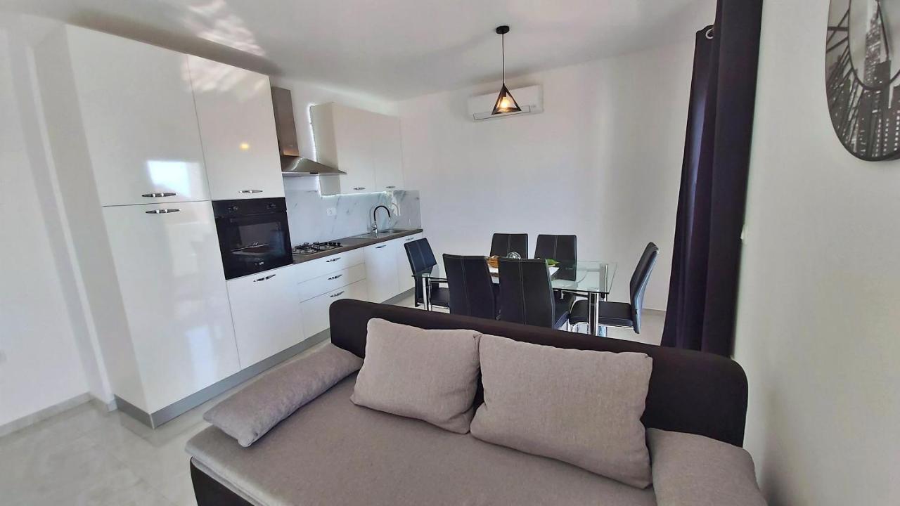 Apartments Zorica Duce Bagian luar foto