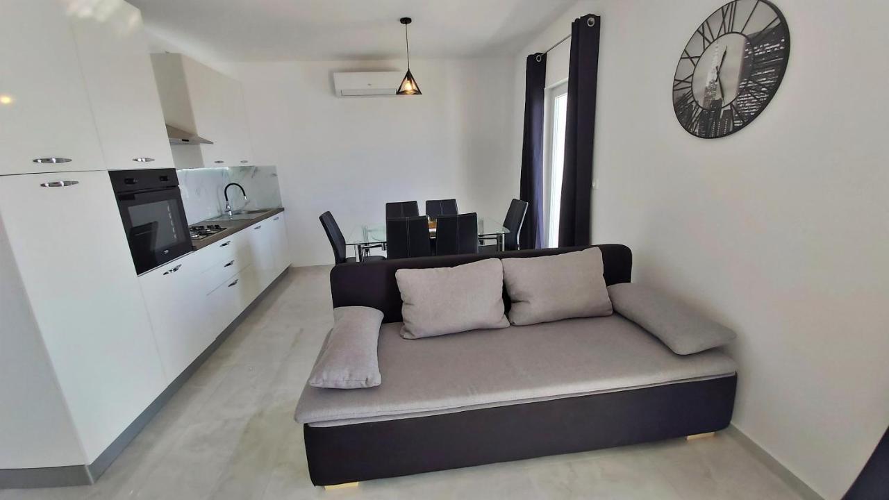 Apartments Zorica Duce Bagian luar foto