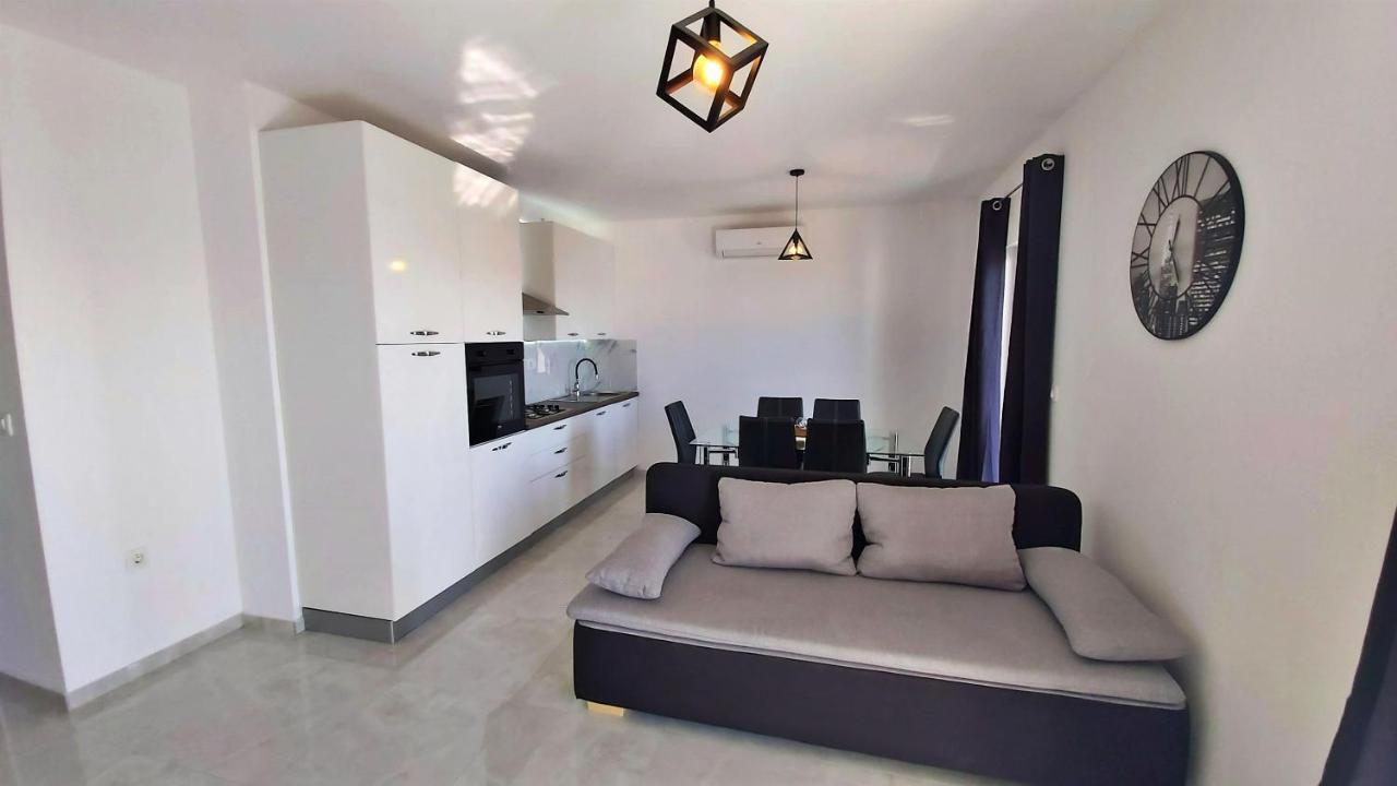 Apartments Zorica Duce Bagian luar foto
